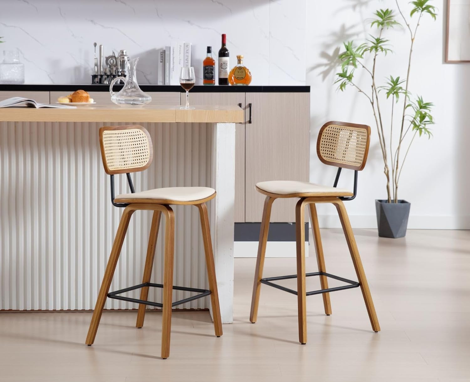 Ya-Home Set of 2 Modern Wooden Rattan Bar Stool Vintage Bar Chair Cushion PU Leather Comfortable Kitchen Stool Beige