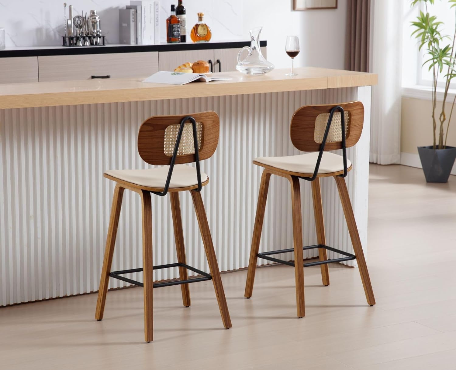 Ya-Home Set of 2 Modern Wooden Rattan Bar Stool Vintage Bar Chair Cushion PU Leather Comfortable Kitchen Stool Beige