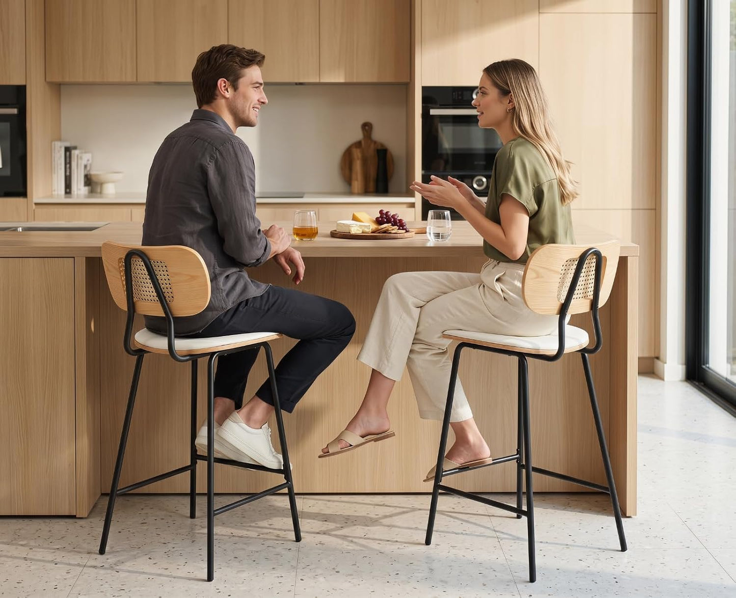 Ya-Home Rattan Bar Chair Set of 2 Wood Metal Bar Stools PU Leather Cushion High Bar Metal Foot for Counter Top White